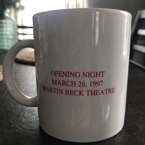 Mugs - Picture 4 of 16